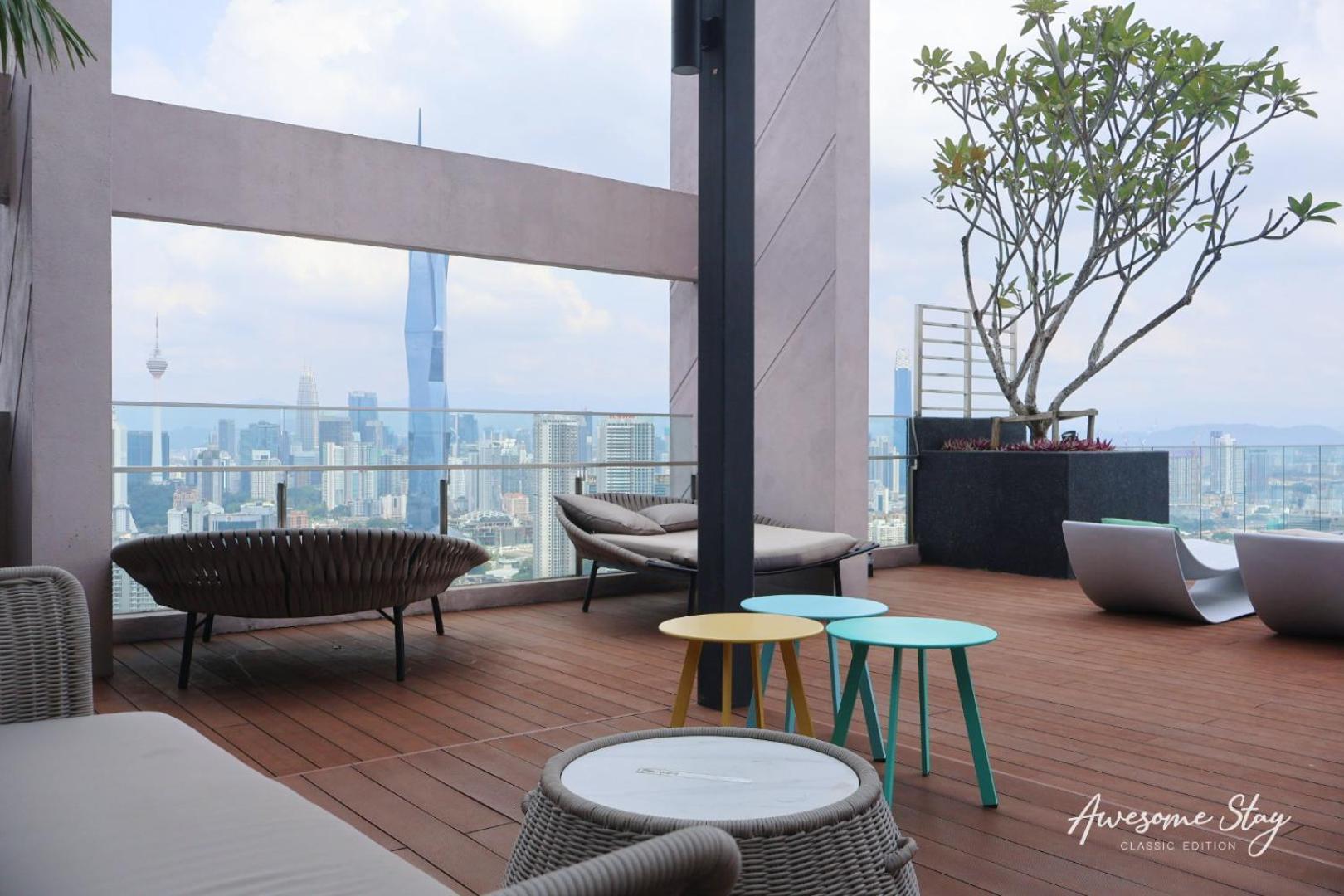 Riveria By Awesomestay Apartment